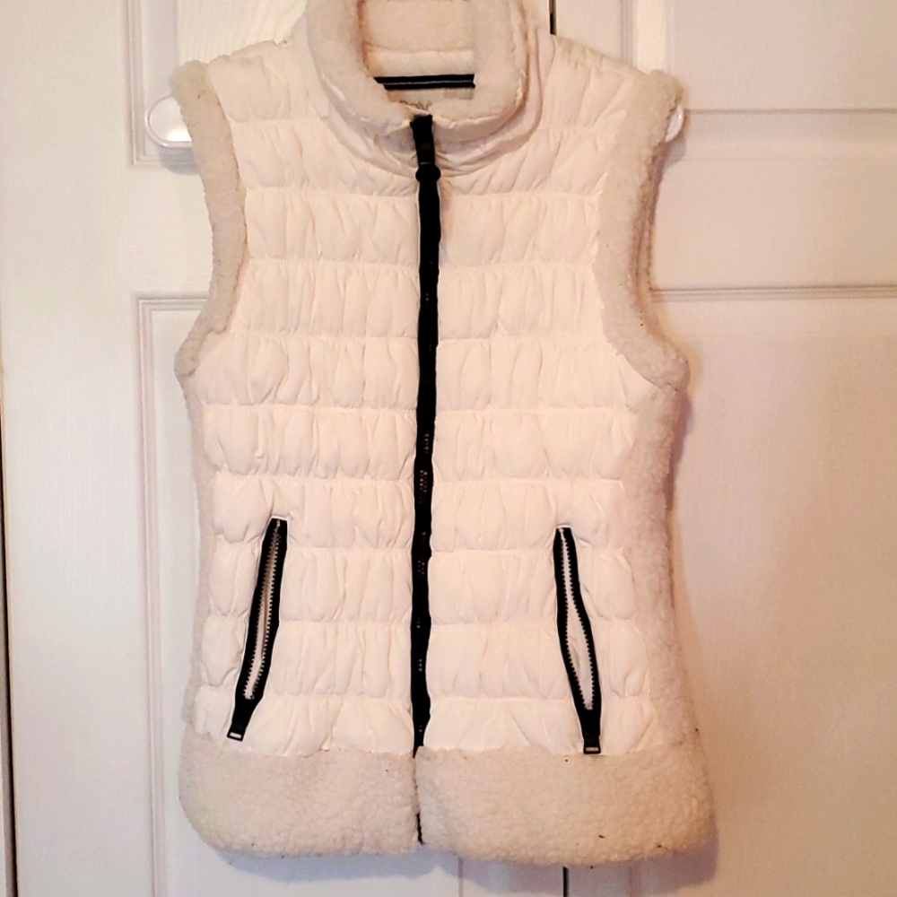 Calvin klein vest large